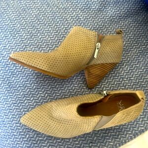 Sarto /Franco Sarto heeled booties. Inside zip. Size 7.5